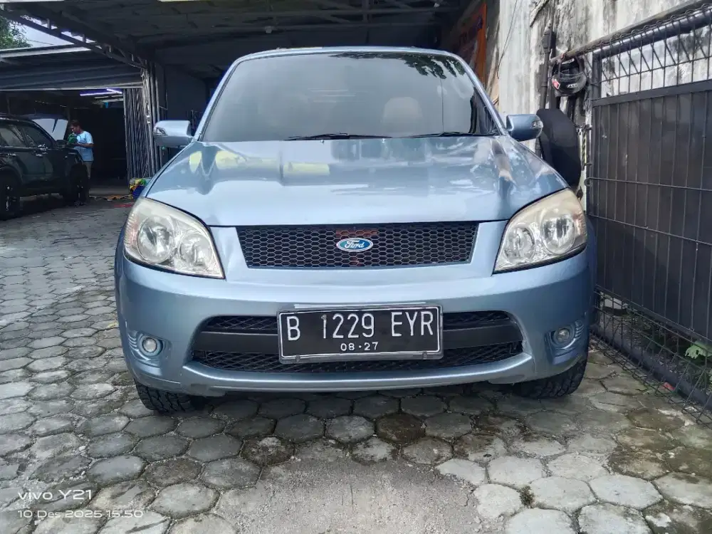 Ford Escape 2.3 Limited , AT, Mesin Normal, Pajak agustus 2026.