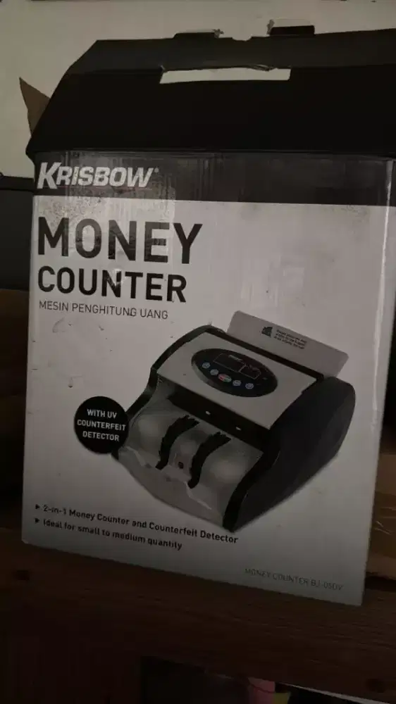 Krisbow Mesin Penghitung Uang with UV Counterfeit Detector