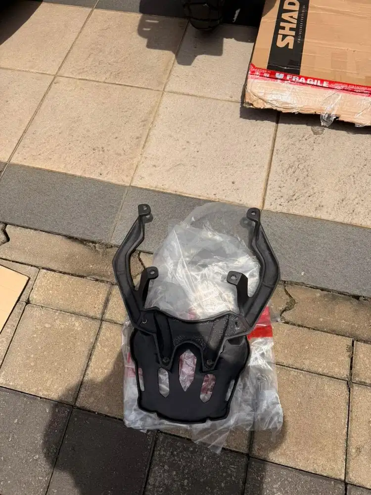 BREKET BOX HONDA ADV 160 ADV 150 PNP SHAD GIVI SHAD BEHEL BOX ADV 160