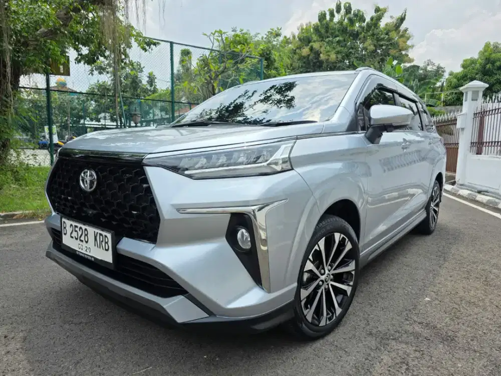 Toyota Veloz Q Automatic 2024 Istimewa