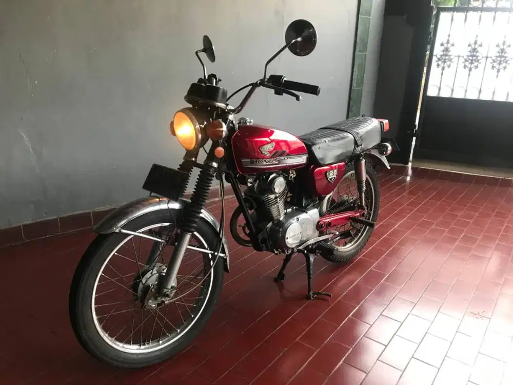 JUAL MOTOR CLASSIC CB 125 TAHUN 75 RAWATAN