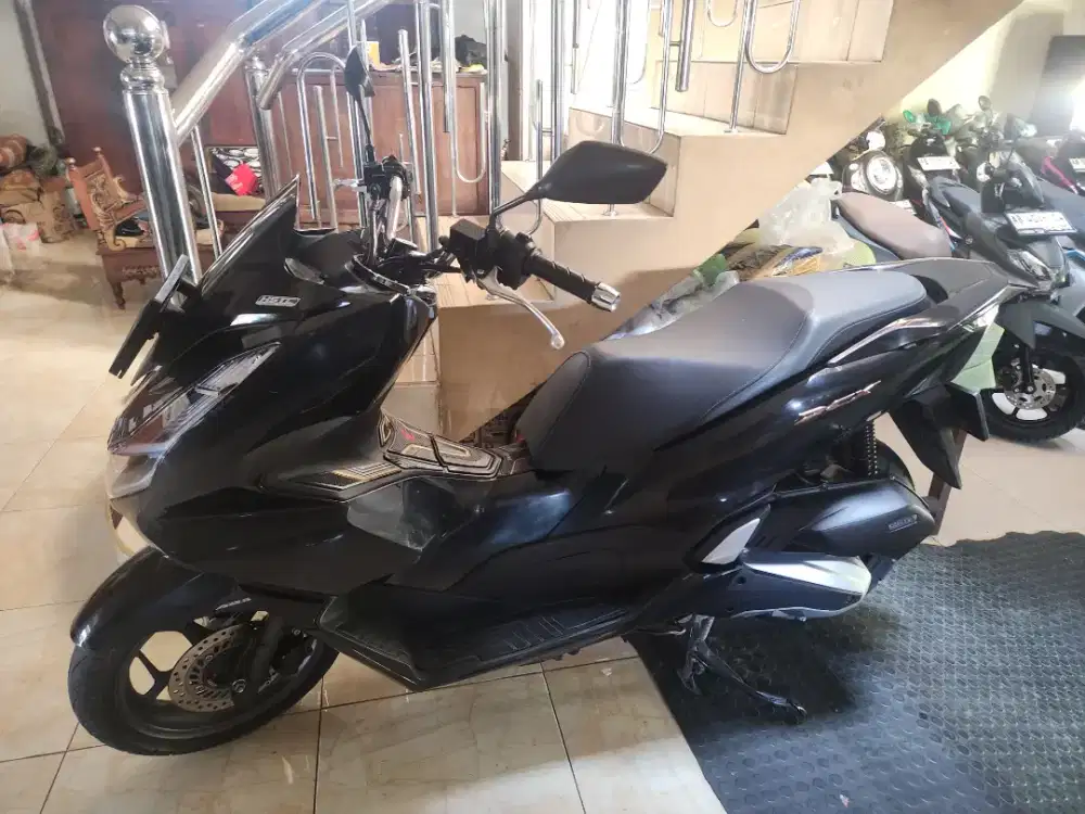 Pcx 160 tipe Abs hitam 2022  gbm remote wajib 2