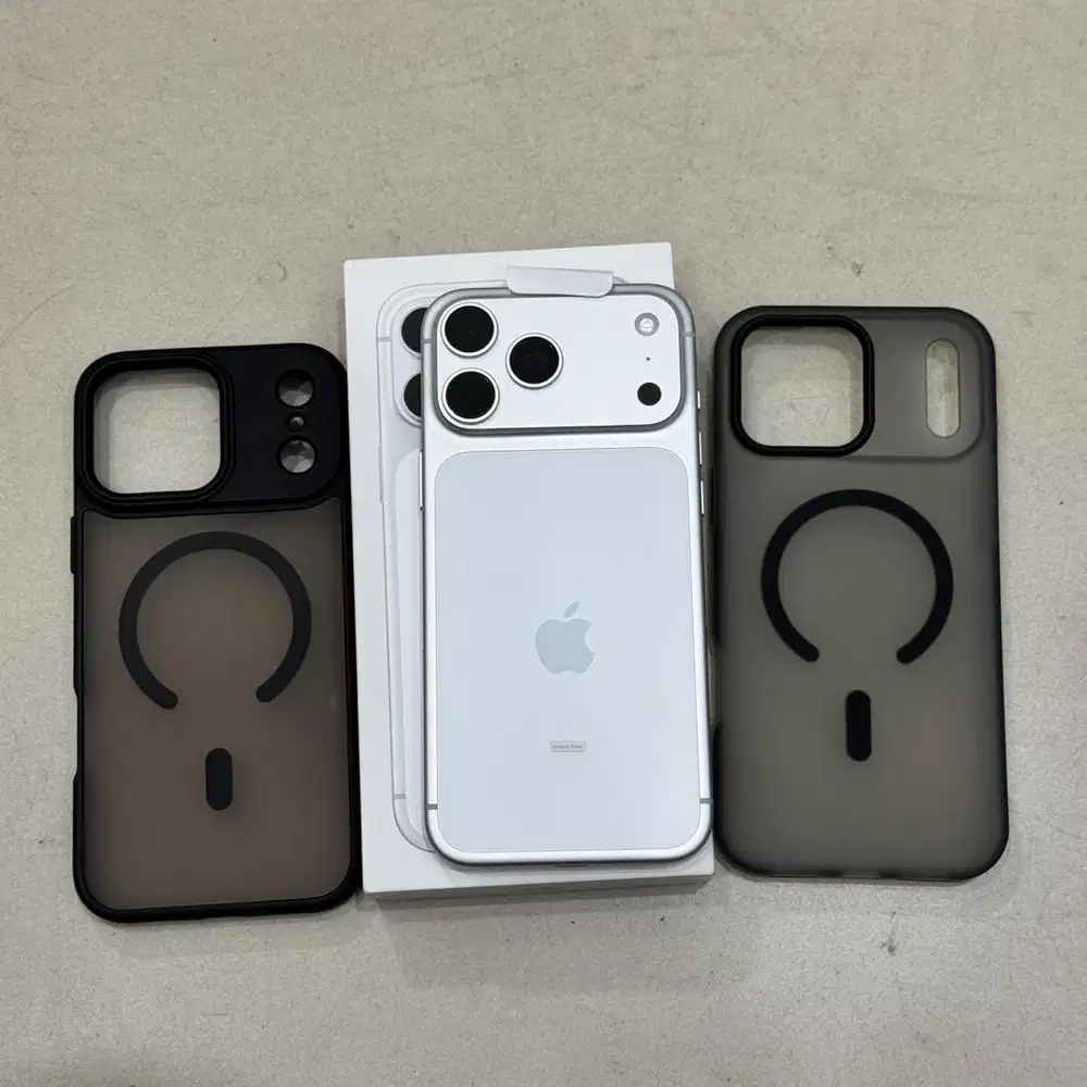 iphone 17 promax 256gb silver BNOB IBOX