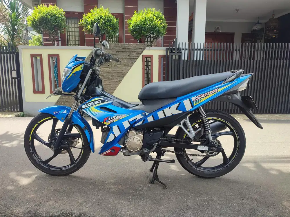 SUZUKI SATRIA F YOUNG STAR 2015