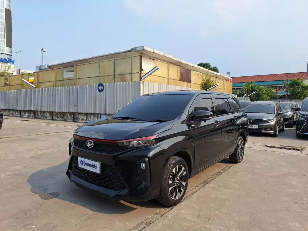 Pajak Panjang - Daihatsu Xenia 1.5 R Bensin-AT 2022