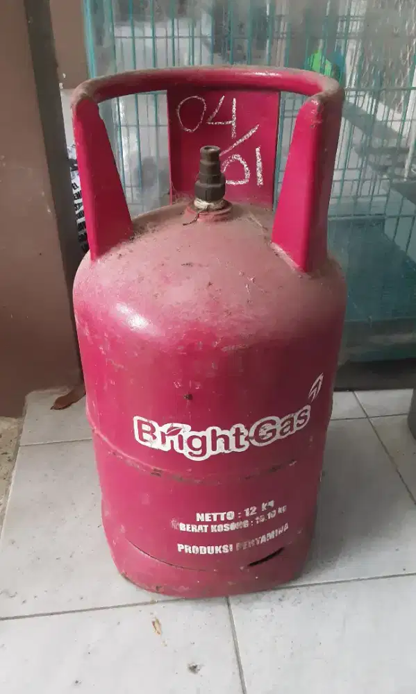 Tabung bekas Elpiji 12 kg