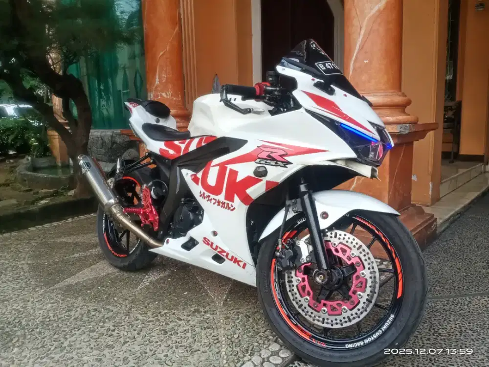 suzuki Gsx- R150