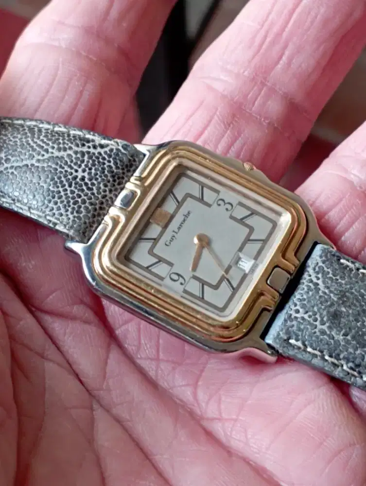 jam tangan vintage guy laroche swiss made Quartz