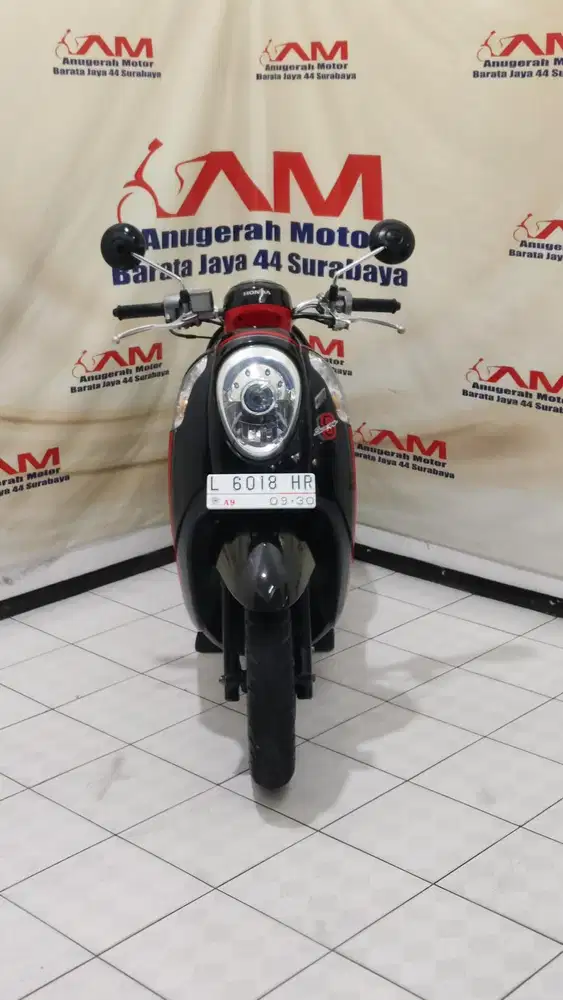 Honda Scoopy fi Tahun 2014 warna merah hitam