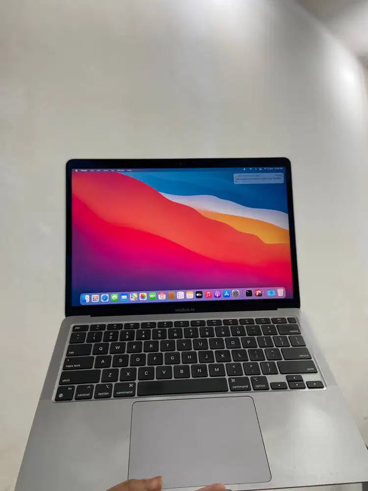 JUAL LAPTOP MULUS APPLE MACBOOK AIR m1 RAM 16GB/SSD 256GB DL-EC