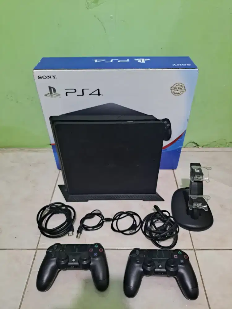 JUAL PS 4 Slim 1Tb