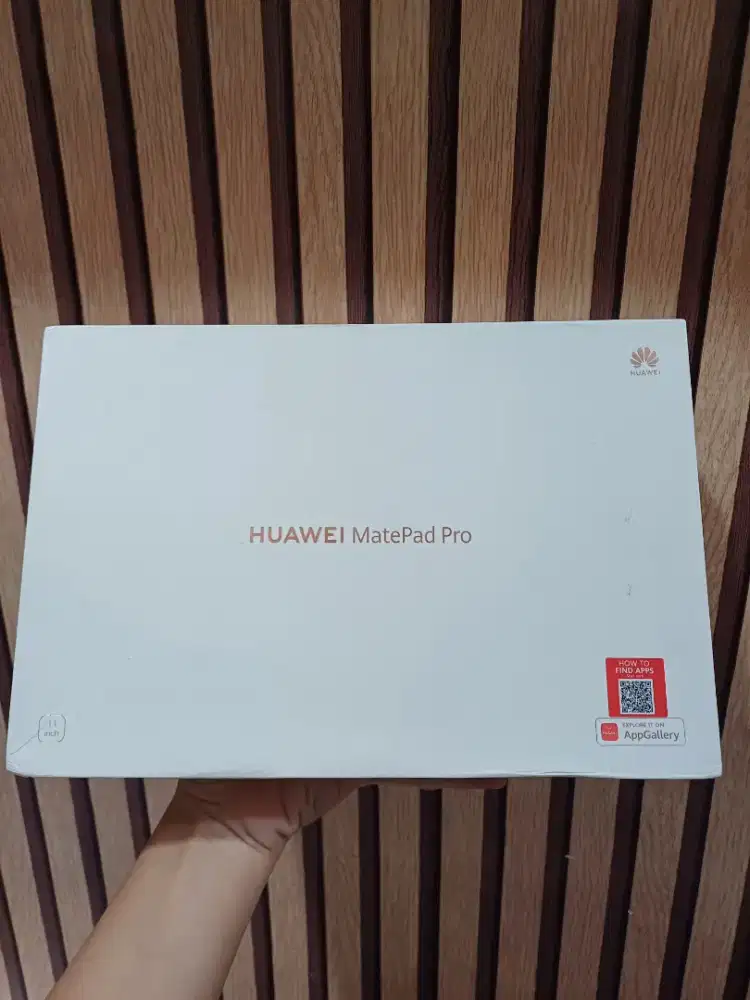 Huawei MatePad Pro 11 2022 8/256 Wifi Only Unit + Dus + kabel data ori