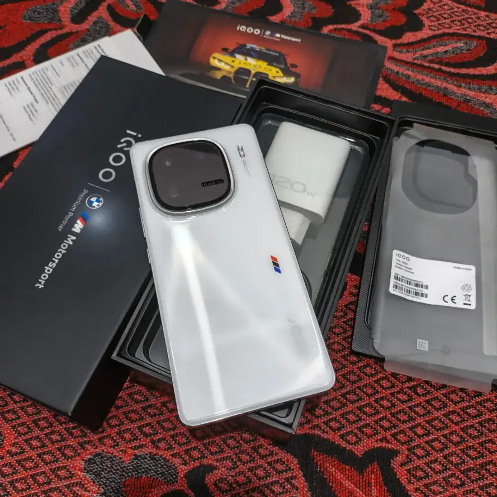 IQOO 12 5G ram 16/512 100x zoom