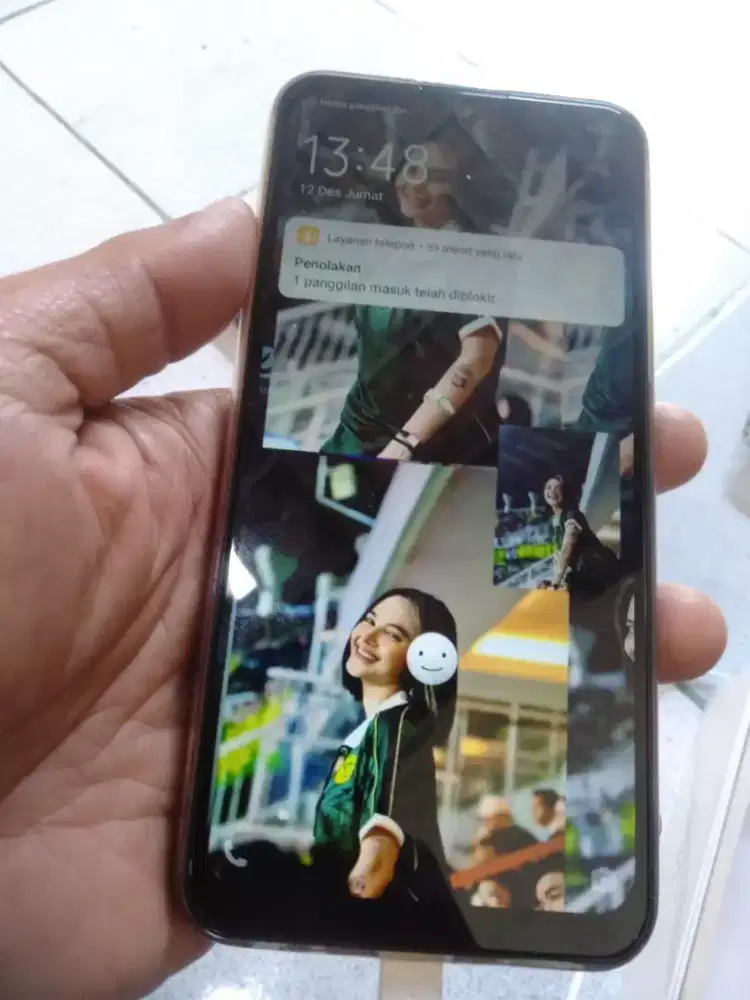 Dijual hp Vivo Y17 ram 8 lgkp kardus like new..no minus,