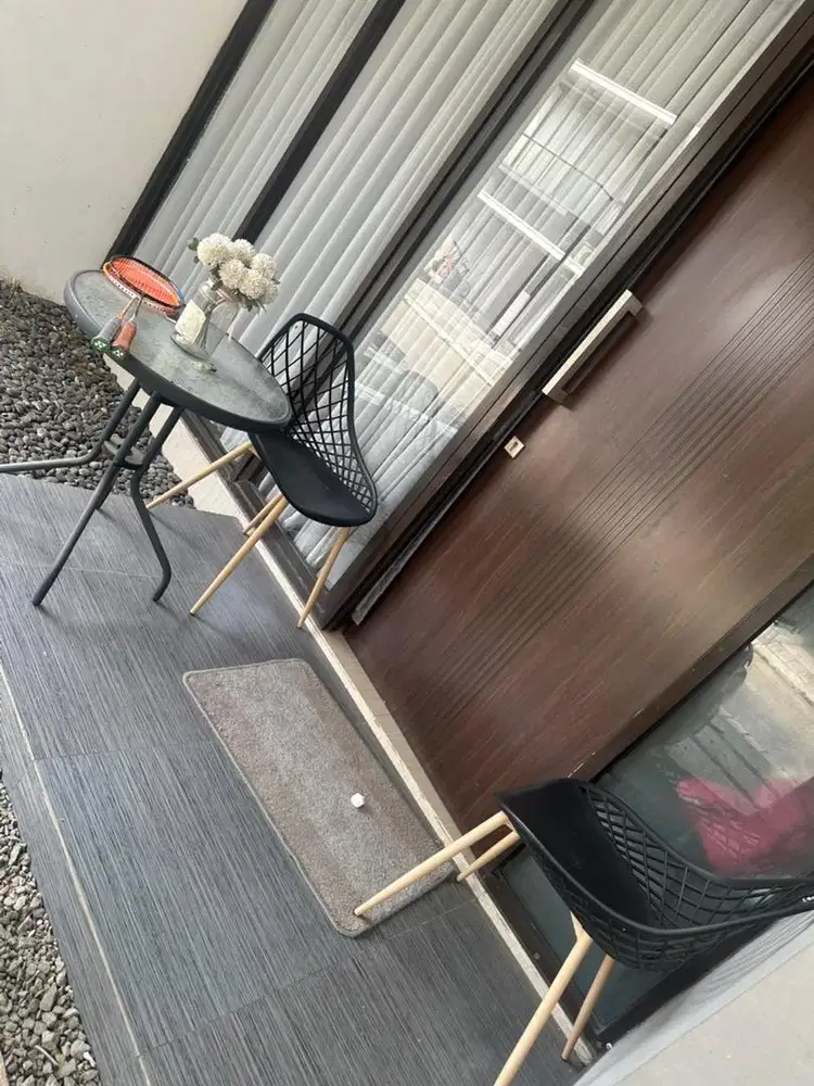 Dijual set meja teras AZKO + 2 kursi INFORMA