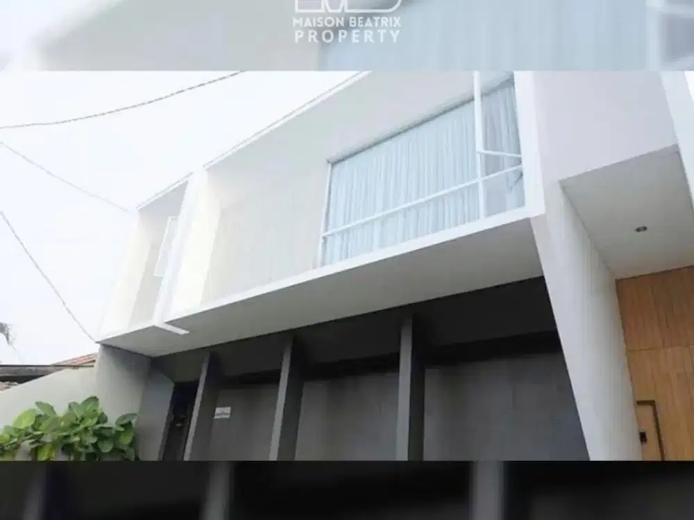 RUMAH TINGGAL MULTIFUNGSI DENGAN AULA BESAR & BISA DIJADIKAN TEMPAT USAHA DI BUAH BATU - BANDUNG