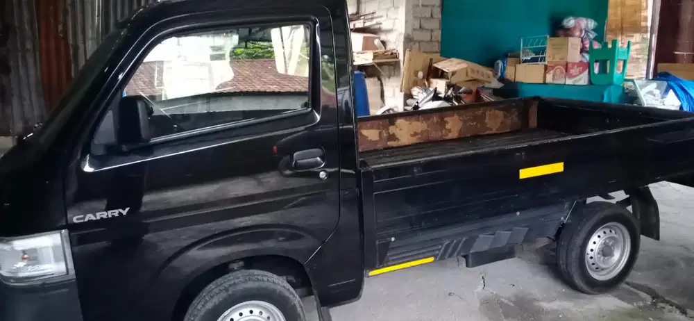 Suzuki Carry 2024 Bensin