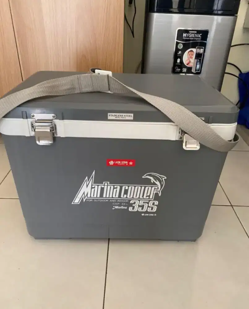 Ice Box Marina Cooler 35s