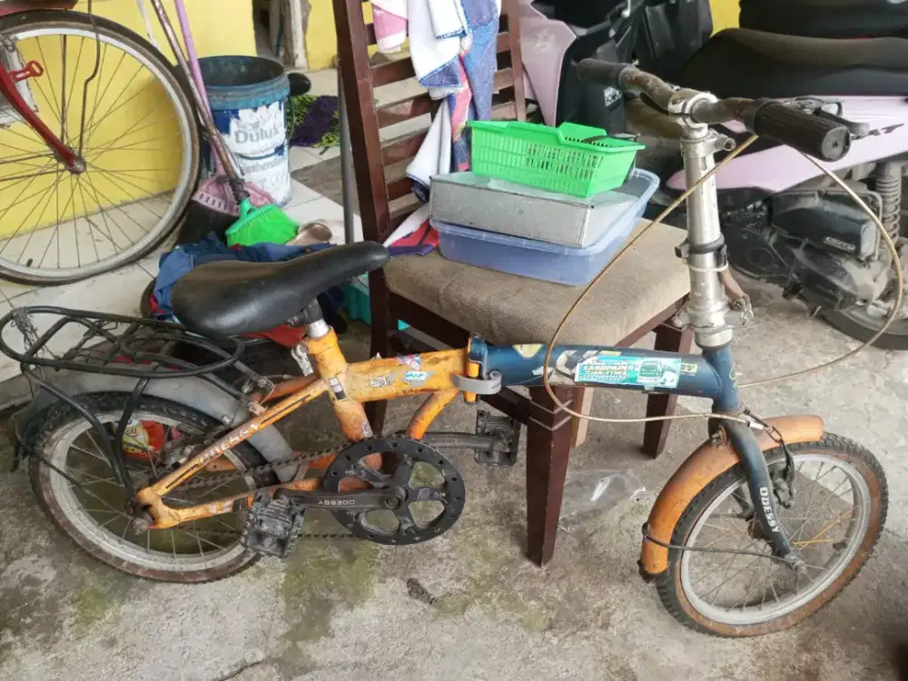 Di jual.sepeda mini dan sepeda lipat