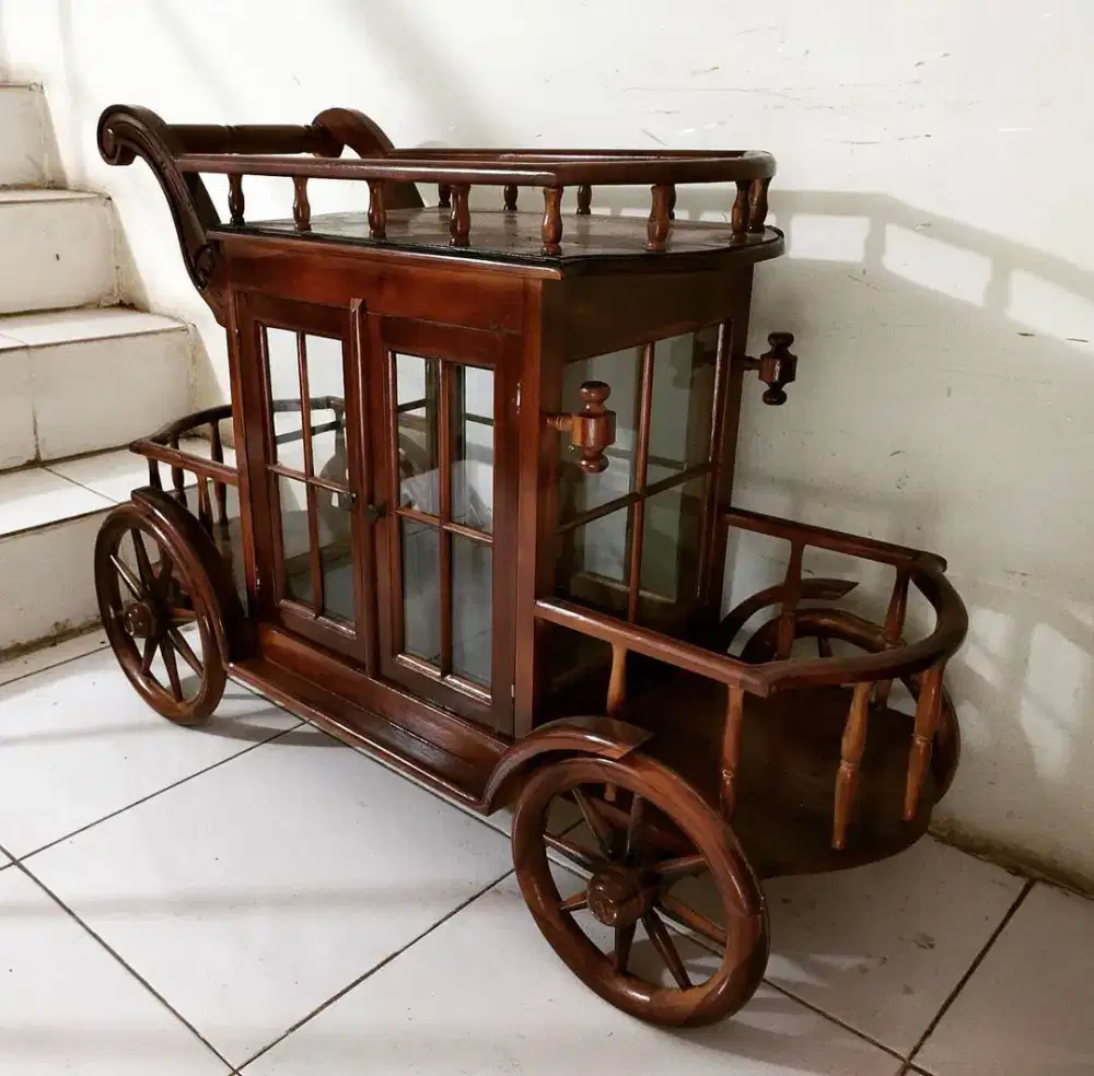 Keret dorong untuk makanan.