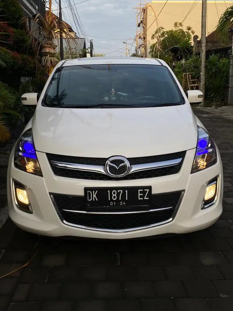 Mazda 8 2011 Sunroof