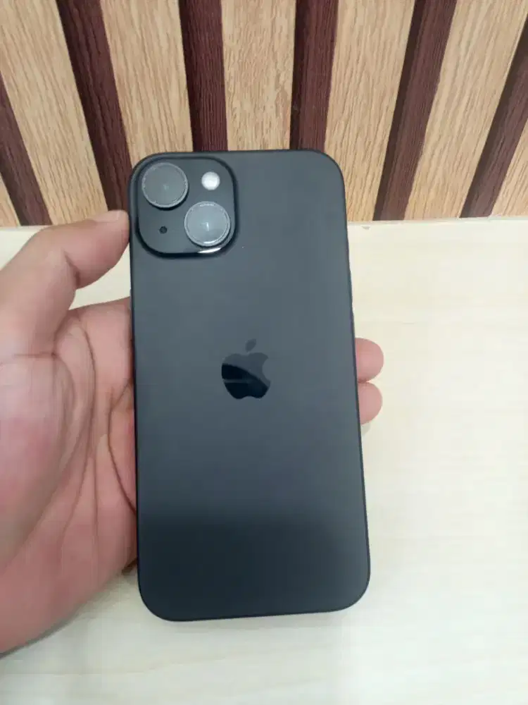 iPhone 15 128GB/256GB