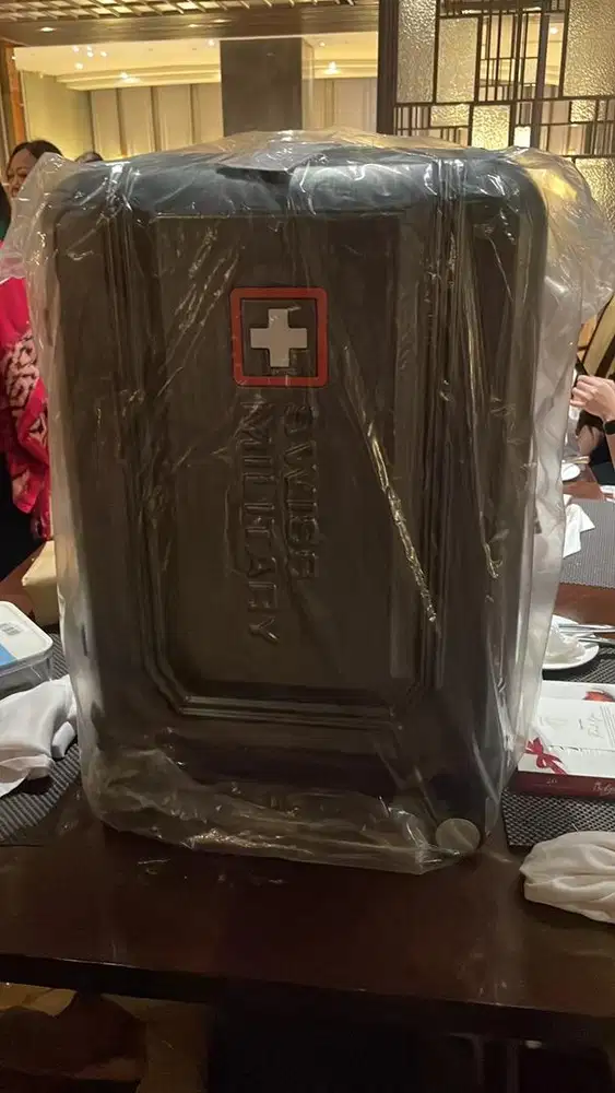 Koper Swiss Military Stila 24 inch Titanium Grey