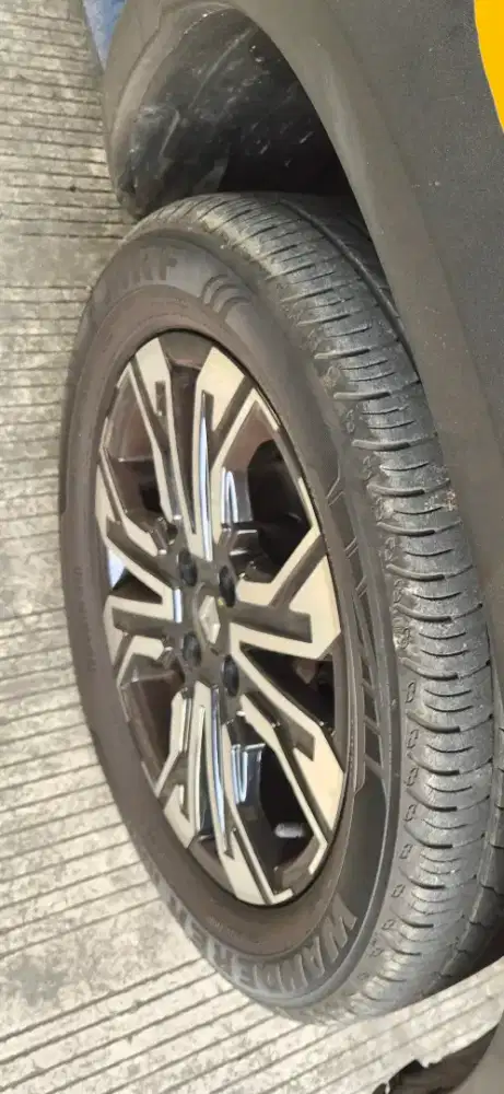 Ban Mobil 195 60 r16 copotan Nissan Magnite