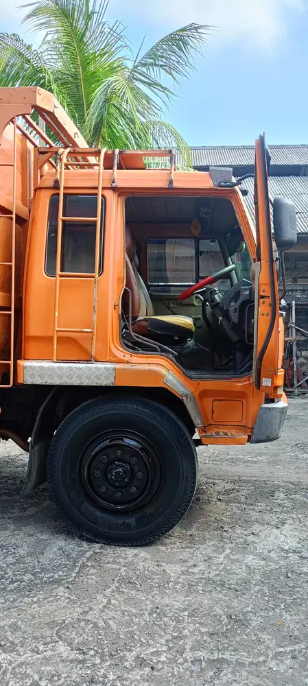 Mitsubishi Fuso 2012 Diesel