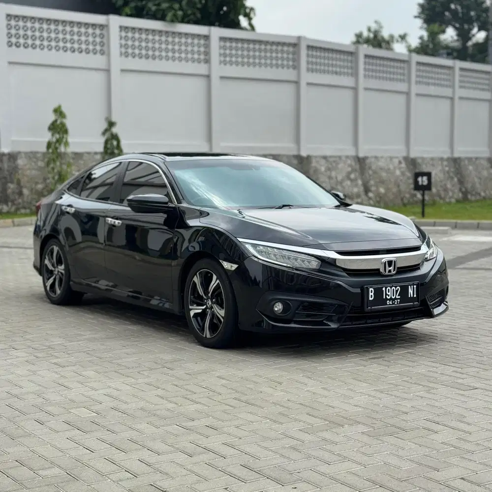 Honda Civic 1.5 Turbo ES Matic 2016 Hitam AT