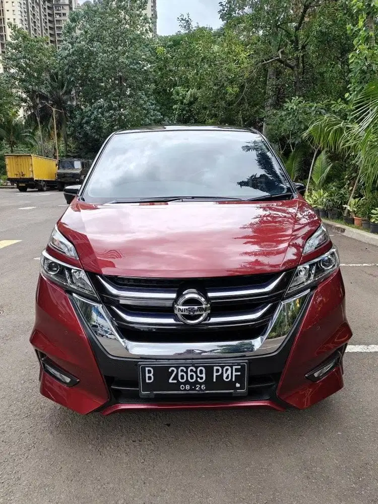 Nissan Serena HWS 2019 matic dp ringan low km