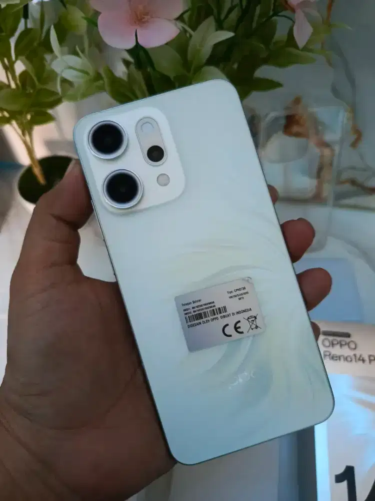 Oppo Reno 14 pro 5g 12 internal 512 fulset mulus like New warna putih