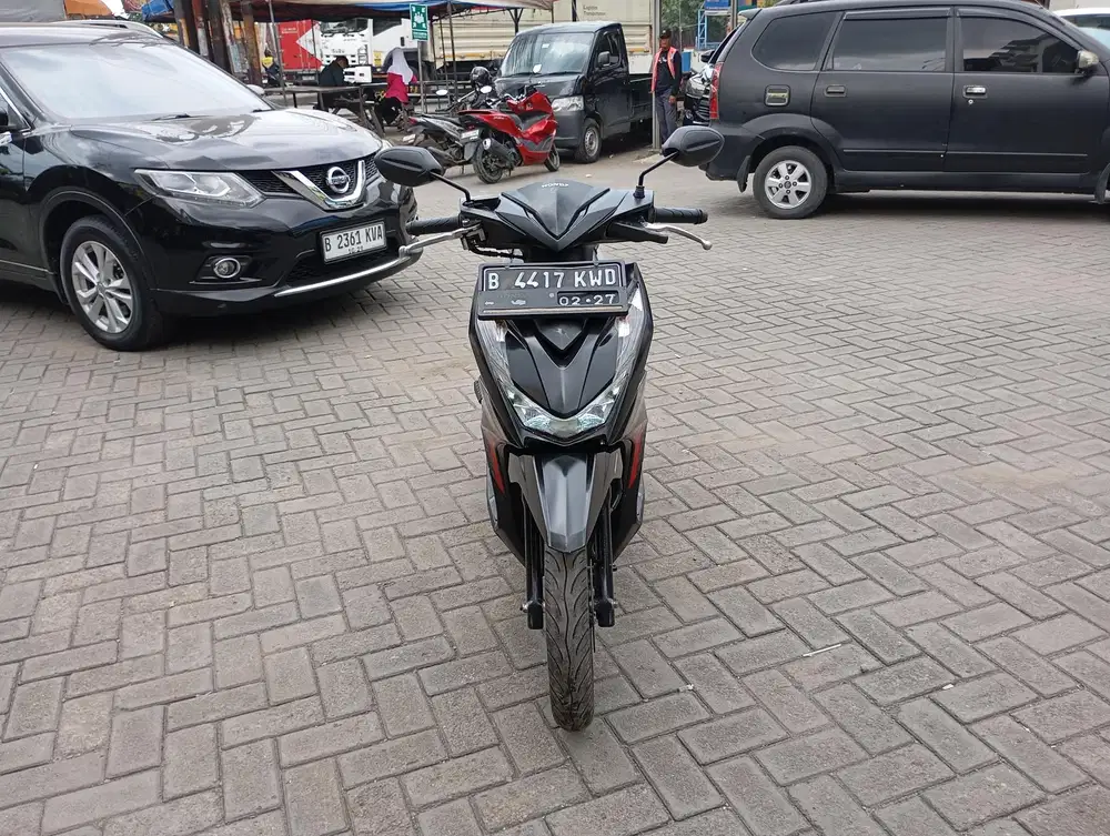 Honda beat Deluxe Tahun 2022 BBN