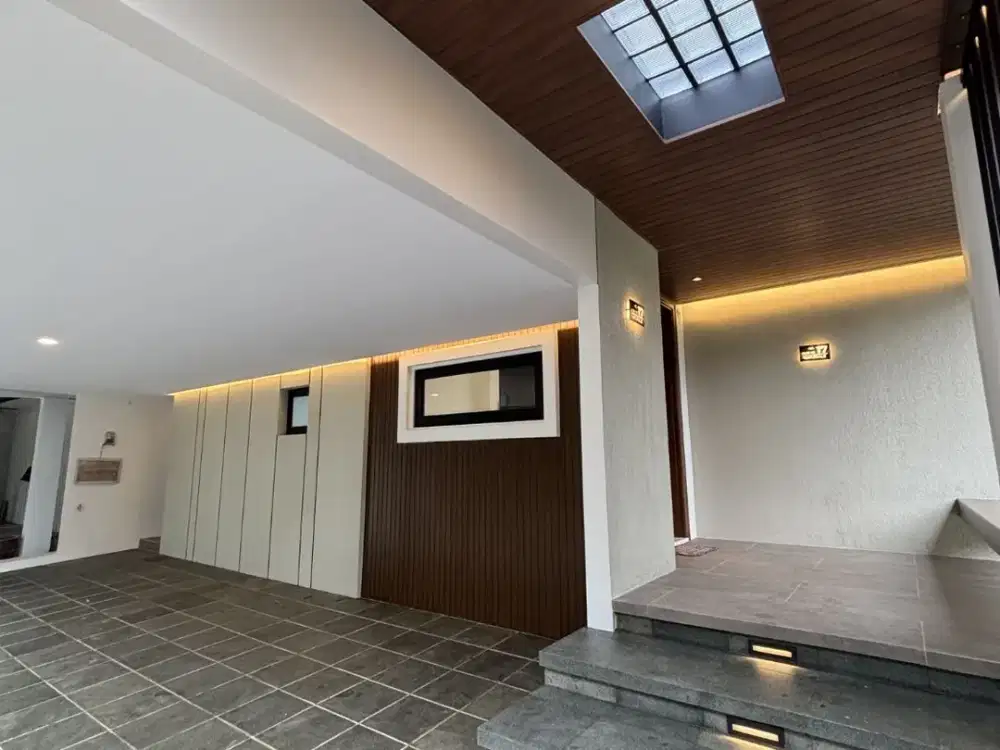 RUMAH BARU MEWAH BANGUNAN MANDIRI Foresta BSD DEKAT PRASMUL