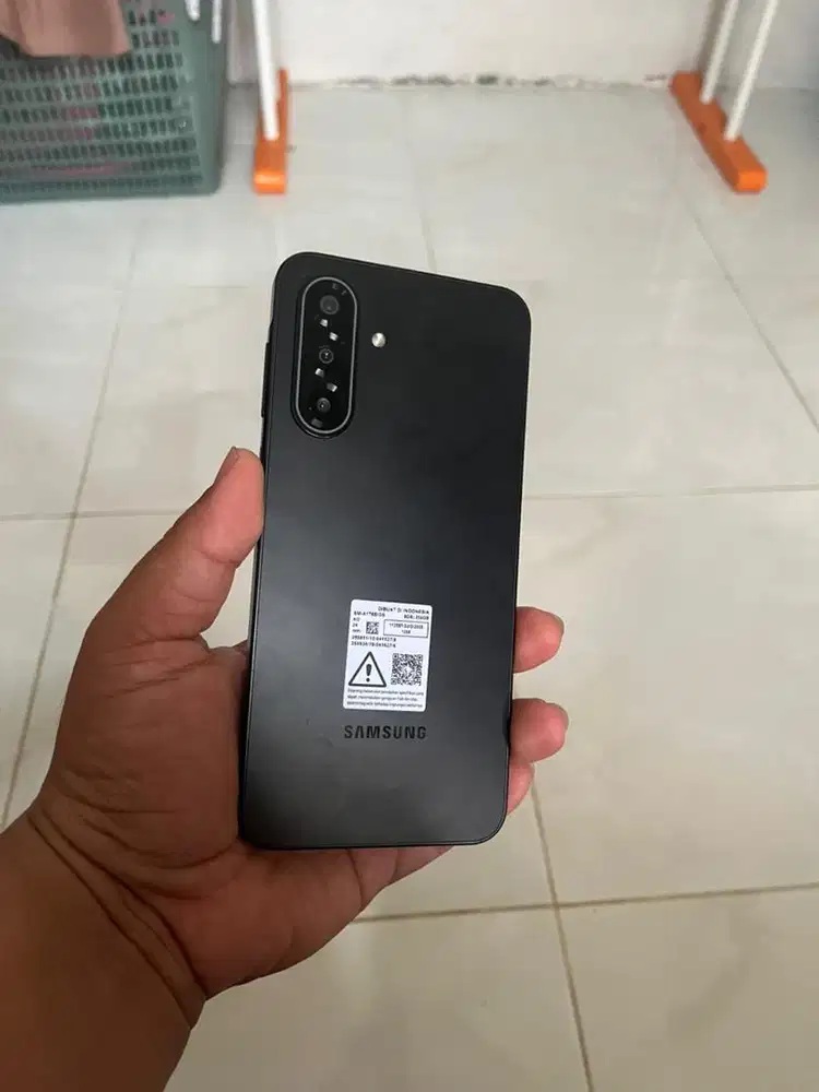 Samsung A17 8/256 gb