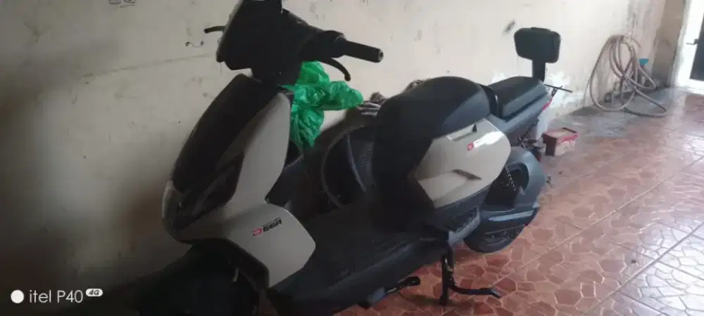 Sepeda listrik bekas uwinfly d66a