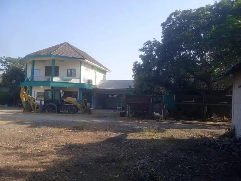 Dijual Tanah dan Bangunan Kantor Gudang Konstruksi Baja di Mojoagung Jombang