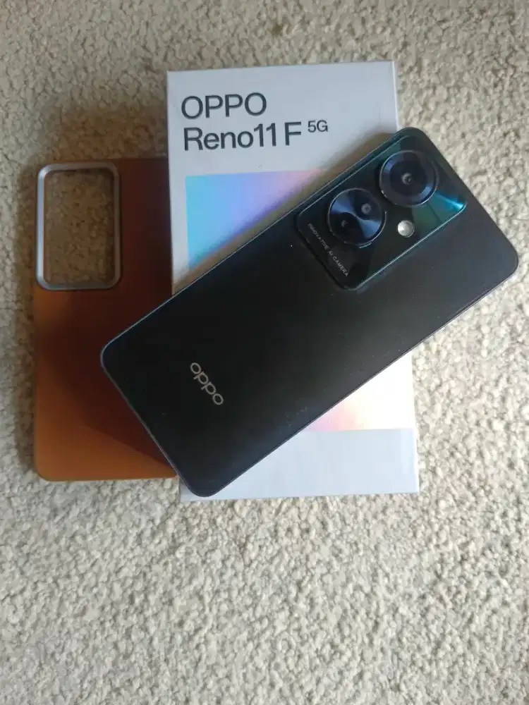 Jual apa adanya Oppo Reno 11f 5g ram8/256 lengkap
Minus audio patah2