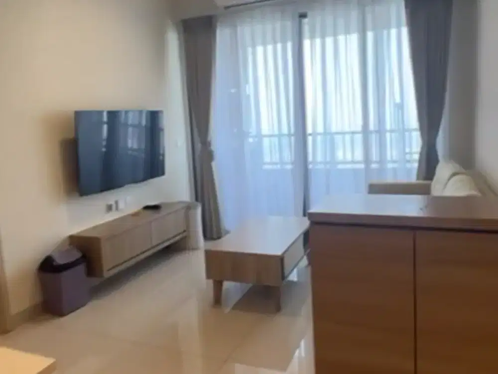 Disewakan Apartemen 2BR Orange County Lippo Cikarang — 65 m², Full Furnished, Lantai 32, Only 145 JT/Tahun