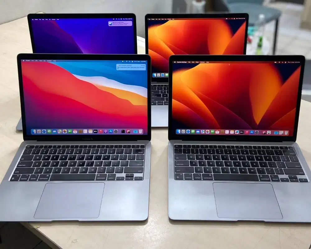 sale macbook air 2020 M1 ram 16gb ssd 256gb layar 13inc render design