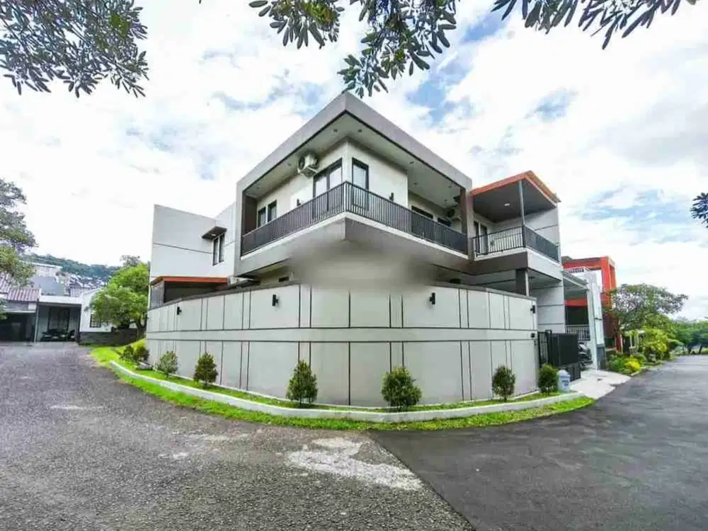 Rumah 2 Lantai SHM 7 Kamar Luas 300m Bogor Nirwana Residence BNR Bogor