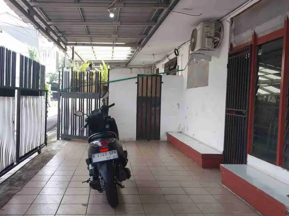 Disewakan rumah di gudang peluru harga 80 juta dengan luas 150 mtr