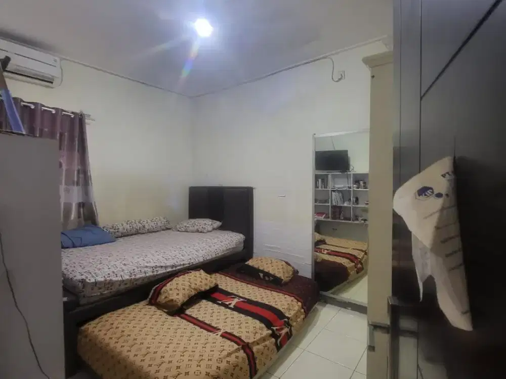 Dijual  Cepat & Sangat Murah Rumah full renovasi di GreenAra cluster Ebony