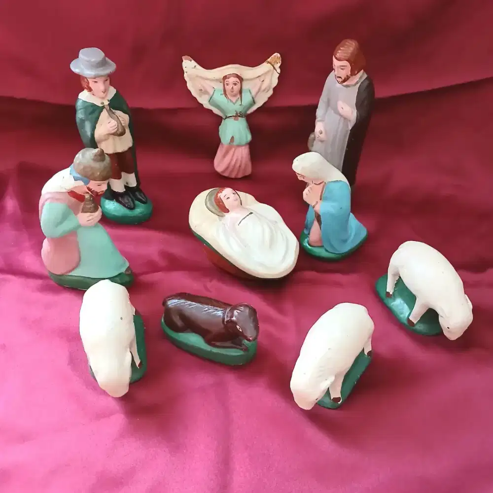 Patung Natal tanah liat set, pre-owned