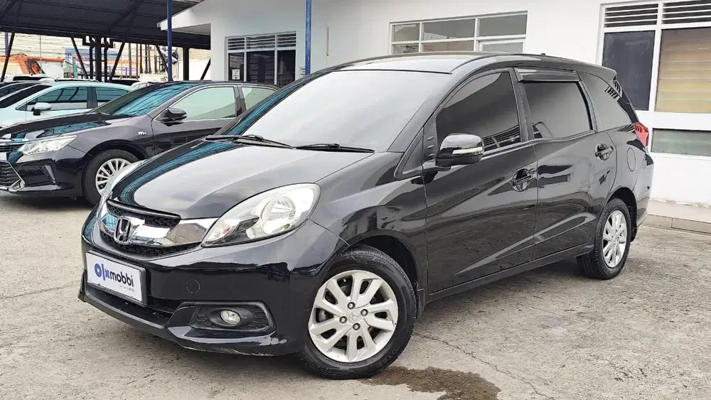 Pajak Panjang - Honda Mobilio 1.5 E Bensin-AT 2014