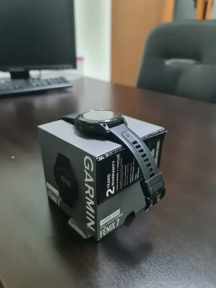 Jam Garmin Fenix 7 Sapphire Solar