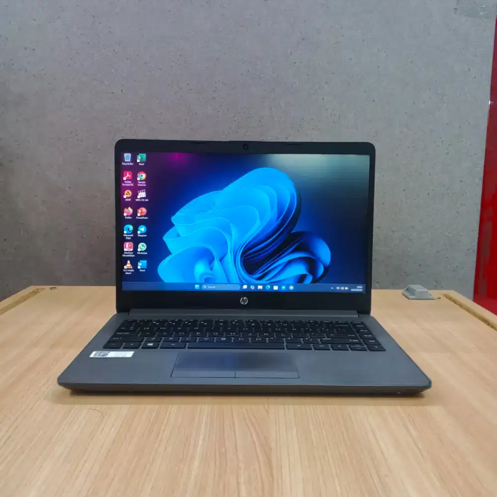 LAPTOP HP 245 G8