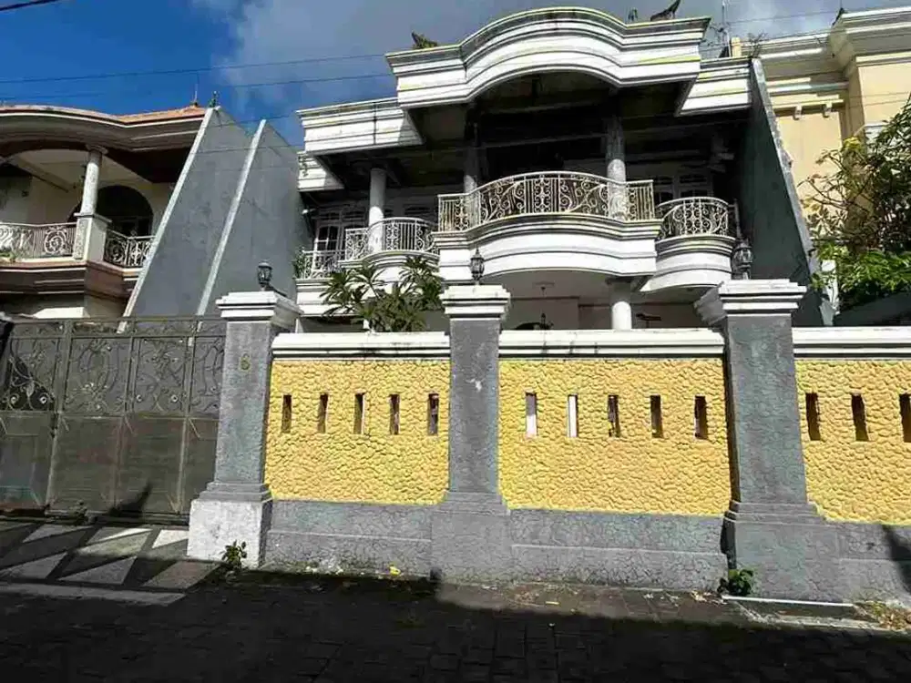 RUMAH 2 LANTAI SIAP HUNI DI PEMOGAN DENPASAR SELATAN