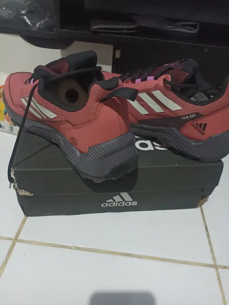 Adiddas rain hiking baru original