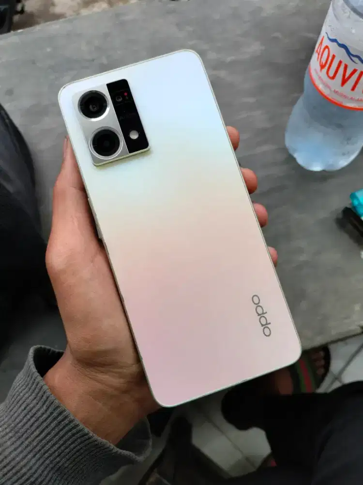 Oppo Reno 8 /256 GB
